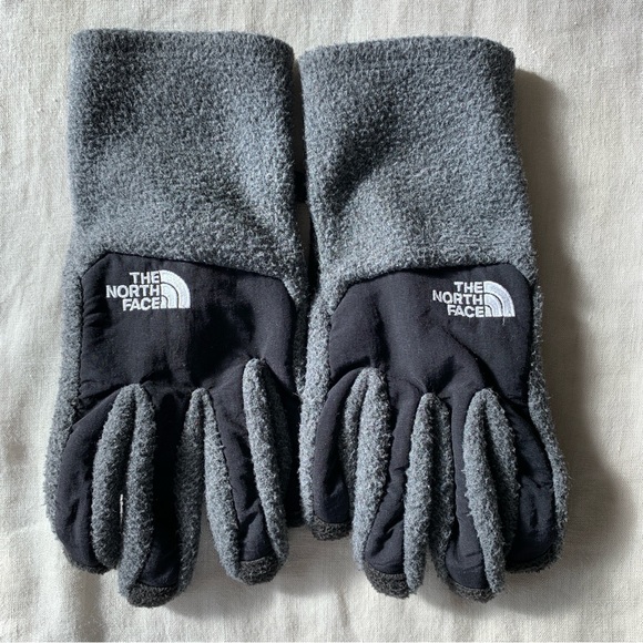 The North Face Denali Etip Gloves - Picture 3 of 4